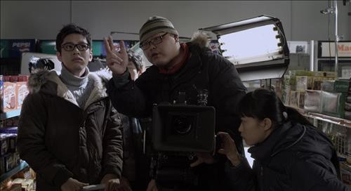 <새영화> 영화 만들기의 고통과 희열 렛 미 아웃
