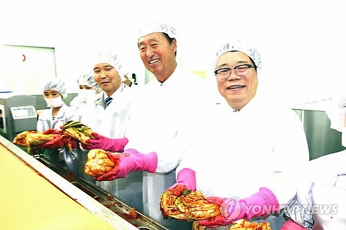 이동필 농식품 장관 횡성 김치공장 방문