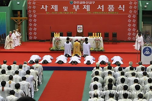 천주교 마산교구 사제·부제 서품식 거행