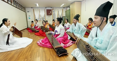 설맞아 한국전통문화 체험하는 중국 대학생들