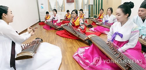 설맞아 한국전통문화 체험하는 중국 대학생들