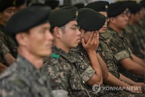 요리사 김 중사·백과사전 진 병장…잊지 않을게