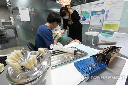만 75세 이상 치과 임플란트 건강보험 적용