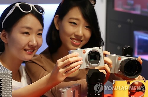 라이카, T 시스템 출시
