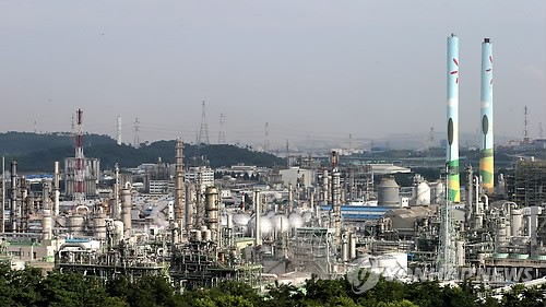 태풍 너구리 낙뢰로 올스톱된 울산석유화학공단
