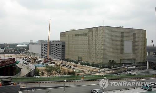 개점 앞둔 수원역 롯데쇼핑몰