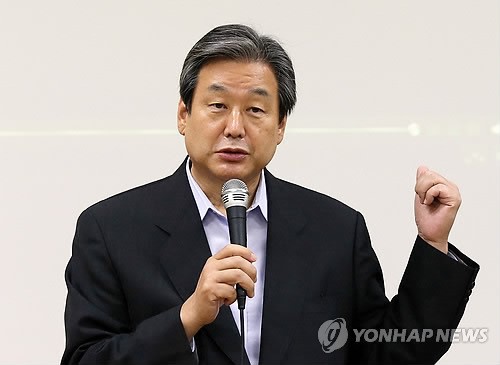 인천사할린동포회관 방문한 김무성 대표