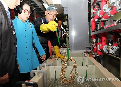 익산 산업단지 방문한 국회의원들