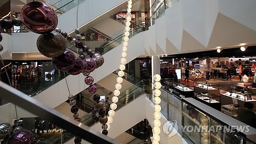 개점 앞둔 롯데몰 수원점