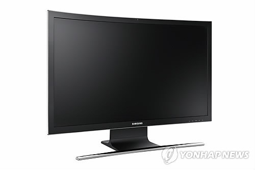 삼성전자, 업계 최초 커브드 일체형 PC 공개