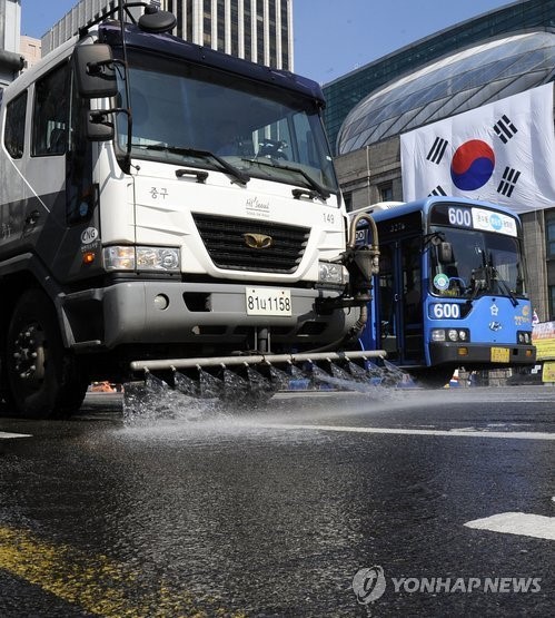 겨울 황사 제거 물청소 실시