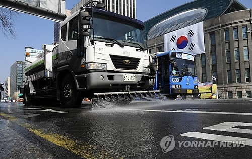 겨울 황사 제거 물청소 실시