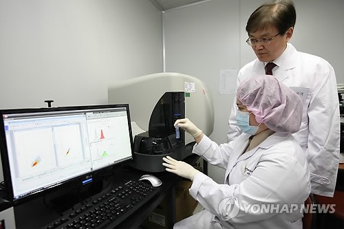 최양희 장관, 바이오 기업 현장 방문