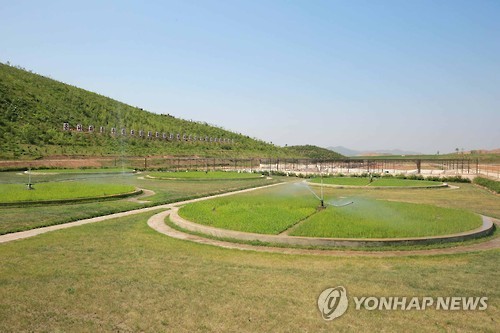 北 인민군 산하 종합양묘장 건설현장