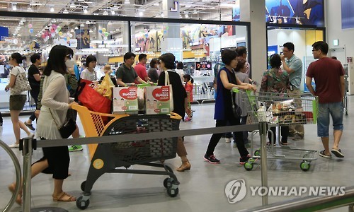 메르스 진정세, 붐비는 대형마트