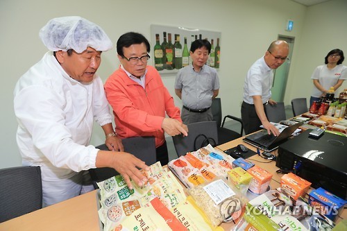 이동필 장관, 쌀 가공 산업 현장 방문