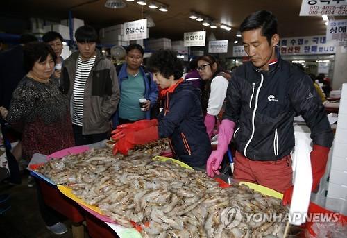 자연산 대하가 있는 안면도 백사장항으로 오세요