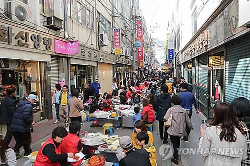 부산 국제시장 글로벌 명품시장으로 변신