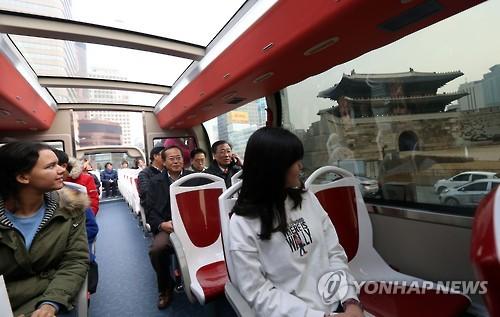 하프탑 시티투어 버스로 서울관광 즐겨요!