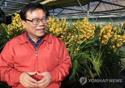 이동필 장관, 서산화훼단지 방문