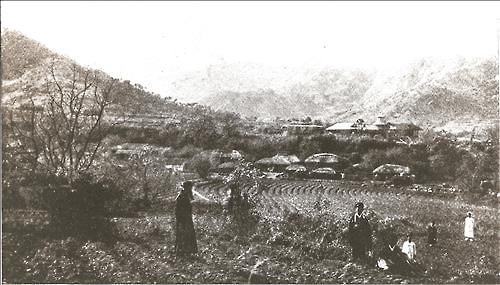 순국 106주년 안중근 의사…북한 황해도 생가터는 풀만 우거져
