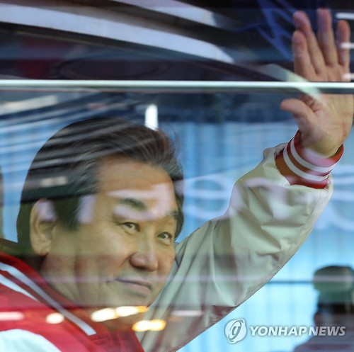 <총선> 버스 진군