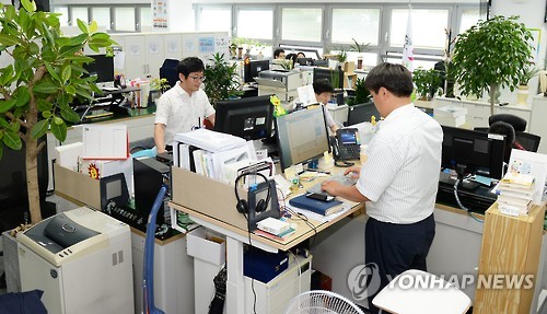 사무실 칸막이를 없애라