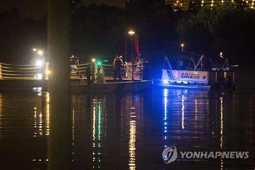 美올랜도 디즈니리조트서 악어가 2세 아이 끌고 사라져 | 인스티즈