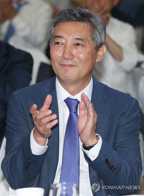 이기범 어린이어깨동무 신임 이사장