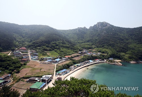 옹기종기 영산도 마을