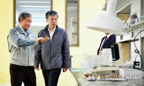 반월·시화공단 방문한 최상목 차관