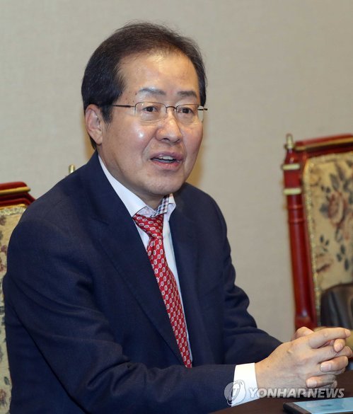 부산 찾은 홍준표 경남지사