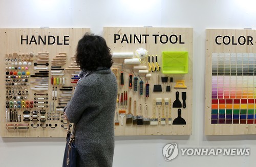 페인트칠하고 SNS로 집들이…나만의 집 꾸미기 관심 급증