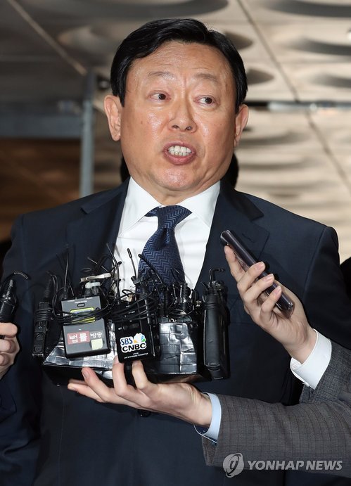 신동빈, 질문에 한마디