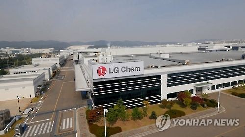 LG화학 중국 배터리공장 가동률↑…편광판 공장 풀가동