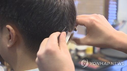 자고나면 편의점·미용실…목욕탕·이발소는 사라져