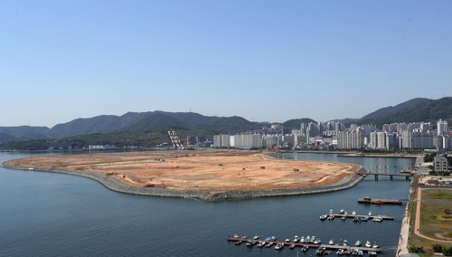 [지역이슈] 잘못 태어난 마산 가포신항·인공섬 재평가?