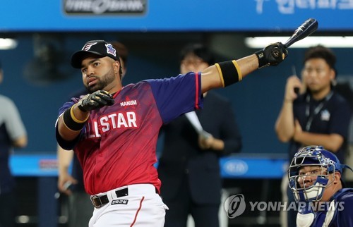 더위 날리는 시원한 홈런