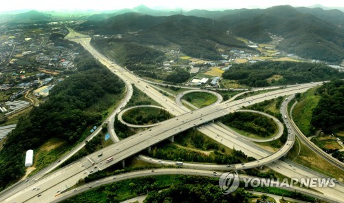 원활한 소통 보이는 조남분기점