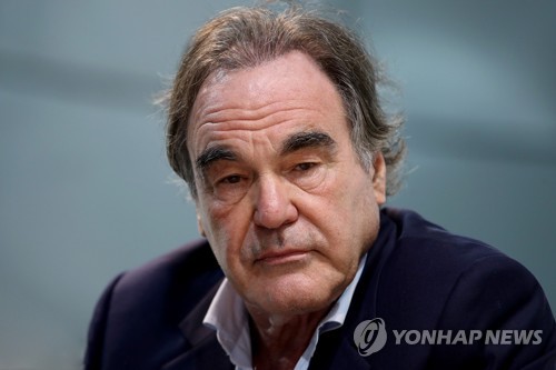 부산국제영화제 두 번째 방문한 올리버 스톤
