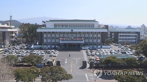 도지사 선거용 과대 편성?…제주도 정책보좌관실 도마 위에