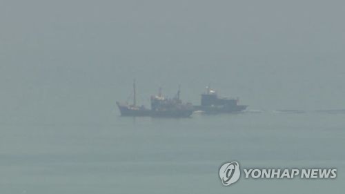 北 동해 수역 침범 南어선 단속…오늘 오후 송환(2보)