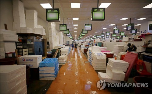 계속되는 노량진수산시장 이전 문제 갈등