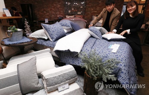 신혼부부 위한 박홍근홈패션 신상품 소개