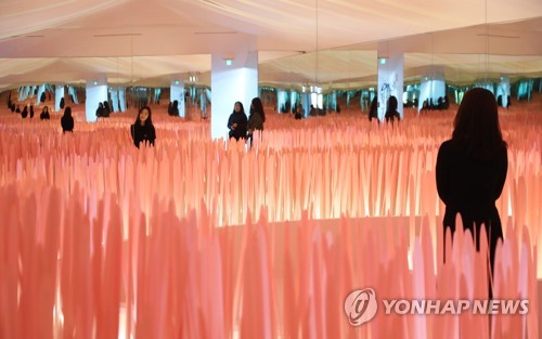 종이로 만든 봄날