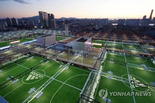 아이파크몰, 국내 최대 풋살 타운 완공