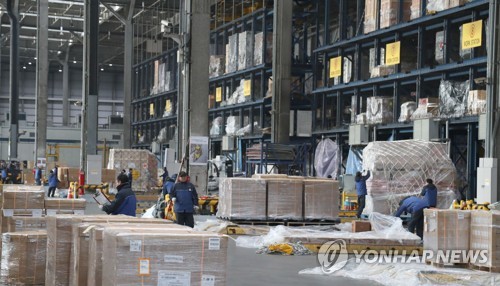 새해 첫날 쉼 없는 수출현장
