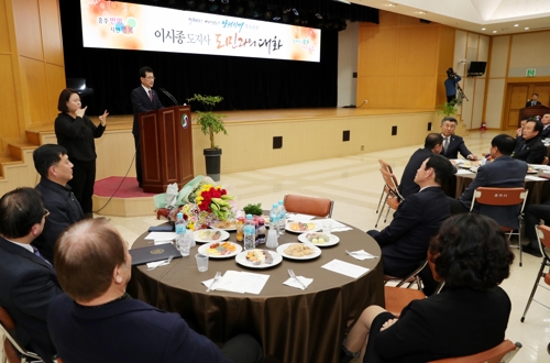 이시종 충북지사 올해 소방인력 307명 충원