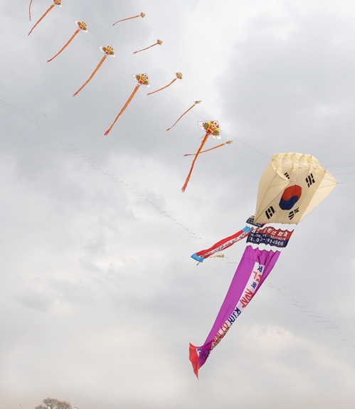 경주 황룡사터서 11일 전국 연날리기 대회