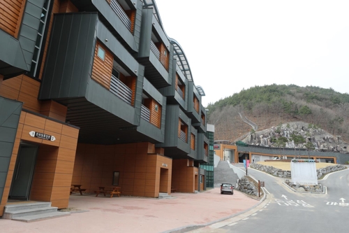 숲 속에 초대합니다…무주 향로산 자연휴양림 개장
